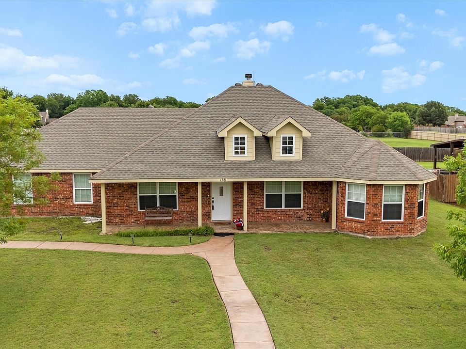 1st image of 6581 Meadow Ridge Cir