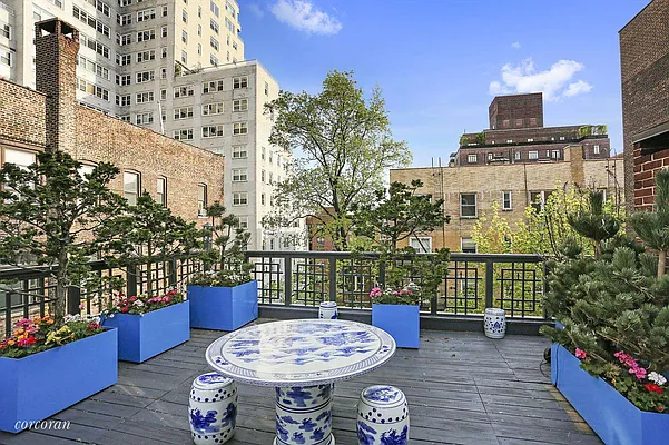 Sold by Corcoran | media 17