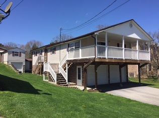 3740 New Hope Rd, Princeton, WV 24739