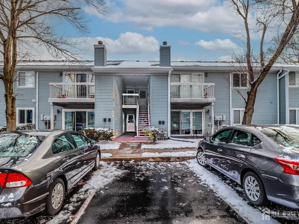 84 Haverhill Pl, Somerset, NJ 08873