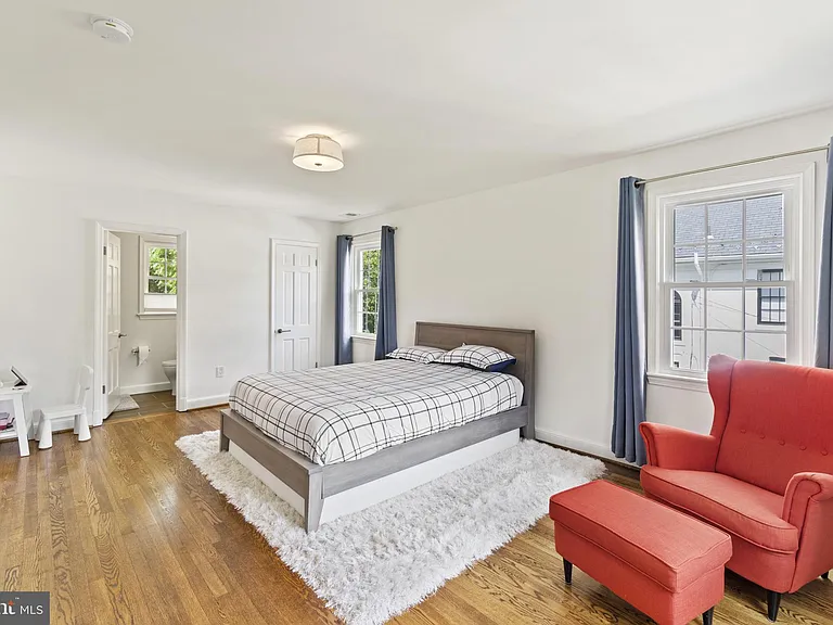 3901 Woodbine St — Photo 19