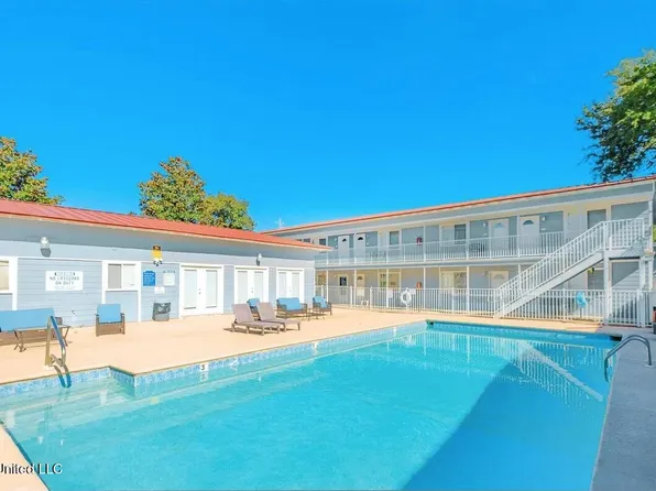 1664 Beach Blvd #165, Biloxi, MS 39531