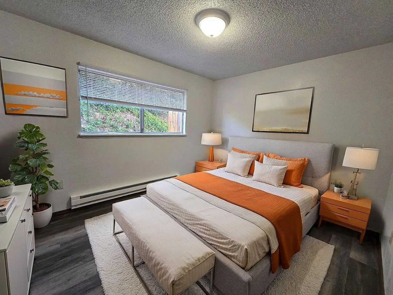2 bed, 1.0 bath, $1,150 — Photo 4