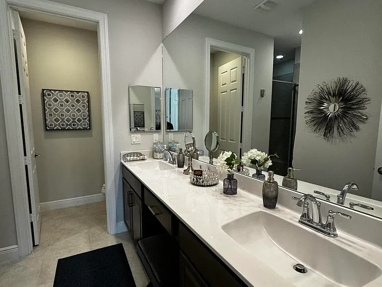 6008 Bella Rosa Ln — Photo 21