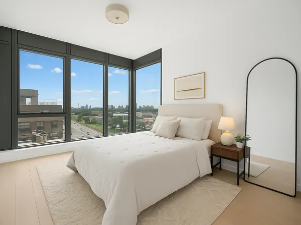 2286 Cropsey Avenue image 5 of 11