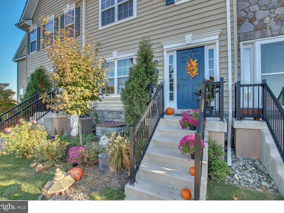 3669 Jacob Stout Rd UNIT 2, Doylestown, PA 18902 | Zillow