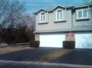 1001 Arbor Ct, Mount Prospect, IL 60056
