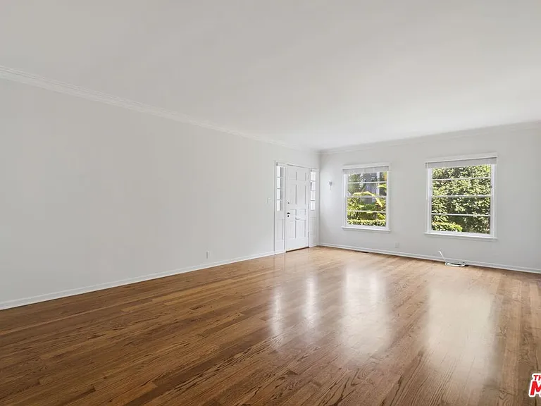 1229 Smithwood Dr #1/2 — Photo 7
