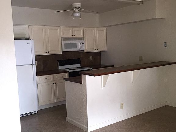 5th image of 4060 NW 110th Ave #South