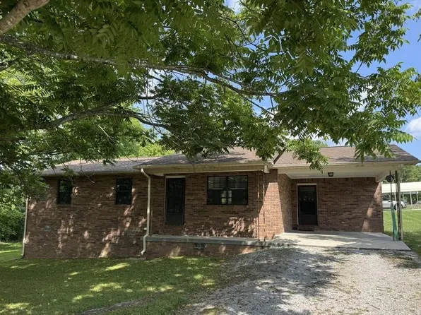 96 County Garage Rd, Crossville, TN 38555