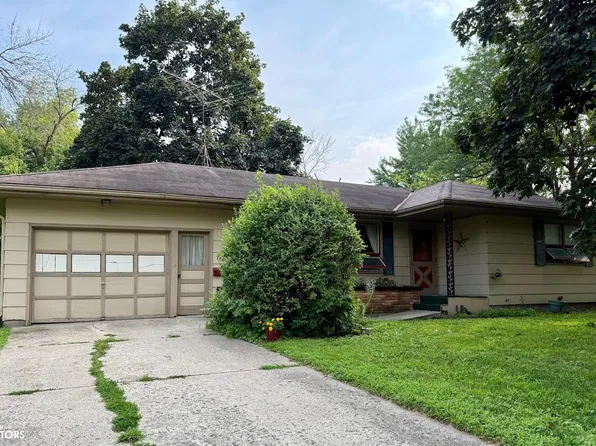 746 W M St, Forest City, IA 50436