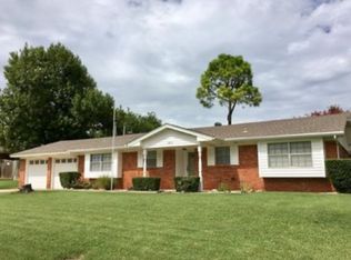 1913 Meeker Dr, Oklahoma City, OK 73120