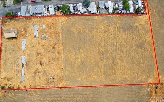 5th image of 2060 S San Jacinto Ave