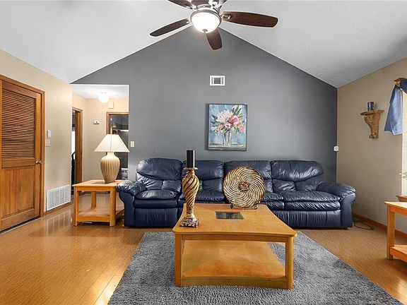 5th image of 17904 E 18th Terrace Ct S