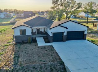 195 South Hbr, Valley Center, KS 67147