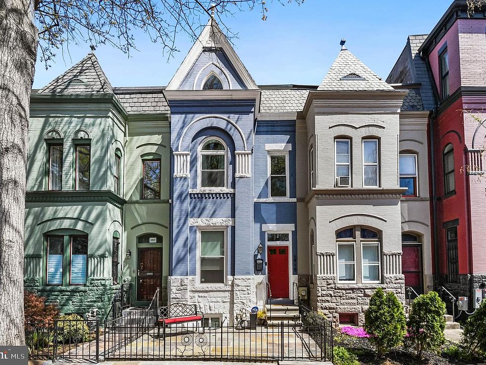 1st image of 1915 2nd St NW