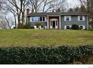 15 Nottingham Rd, Bedford Hills, NY 10507