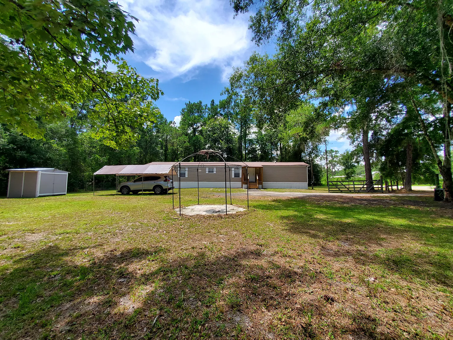 216 Amberjack St — Photo 2