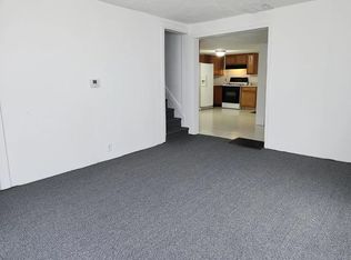 714 8th St NE, Independence, IA 50644