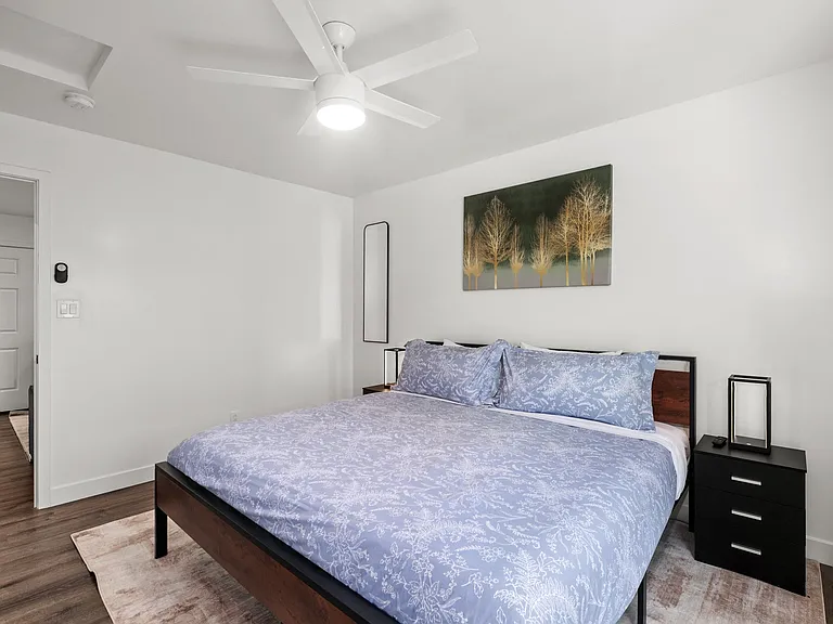 1242 E Pierce St #1 — Photo 13