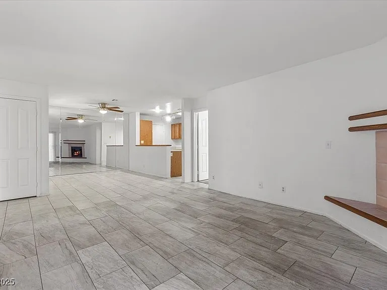 2623 S Durango Dr #102 — Photo 9