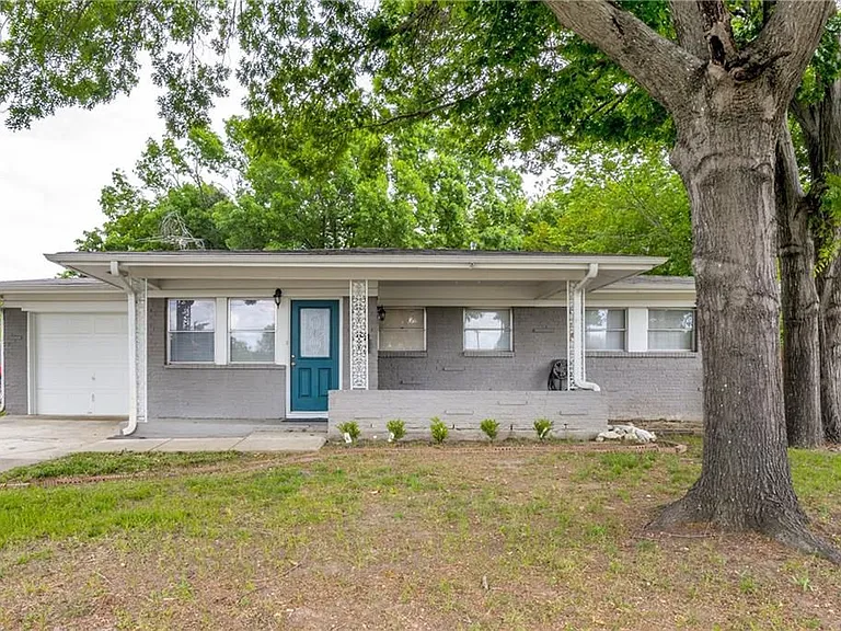 5617 Walraven Cir — Photo 16
