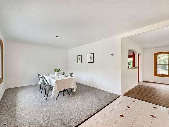 4th image of 821 Lafayette Blvd