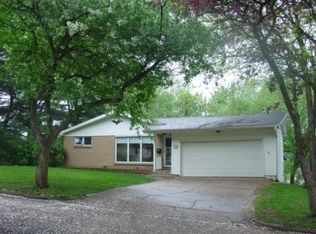 1213 Greenhill Dr, Wausau, WI 54401