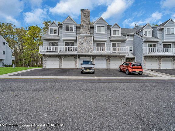 5th image of 1512 Arthur Street