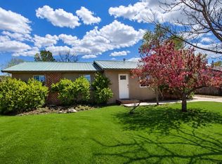 209 Holly Circle, Taos, NM 87571