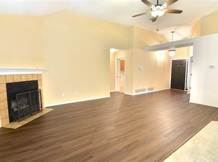 4347 Columbia St, Grand Prairie, TX 75052