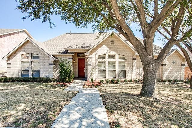 1st image of 2806 Miramar Dr