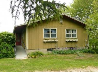 16 Chin Pl, Orrs Island, ME 04066