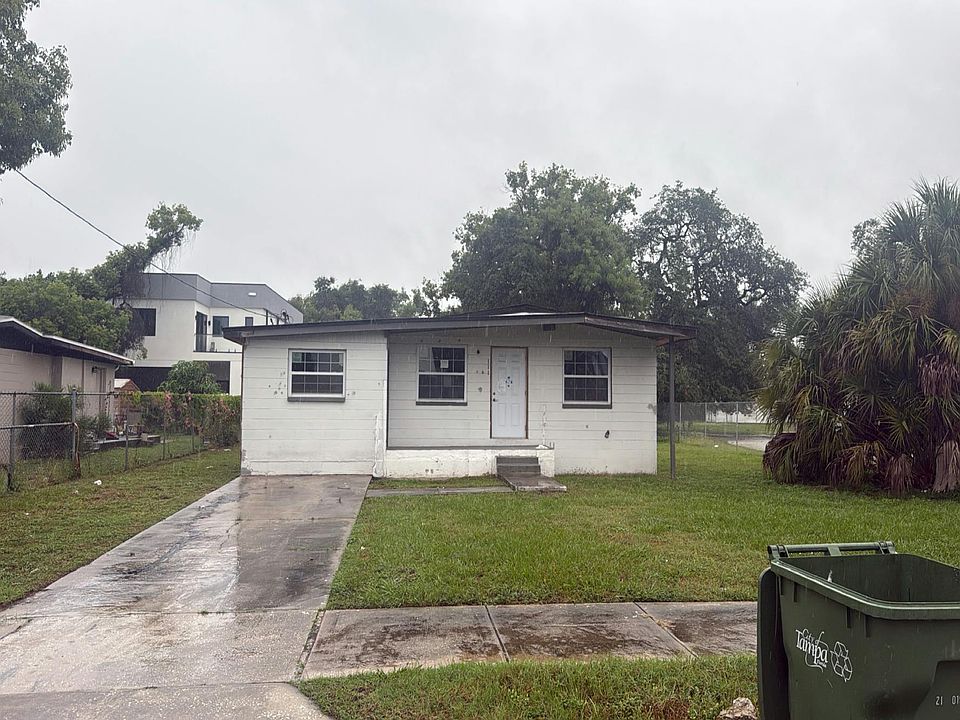 1st image of 111 W Keyes Ave