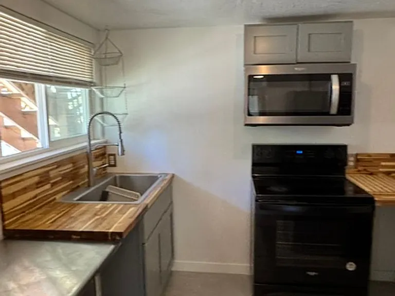 819 Taylor St #1 — Photo 13