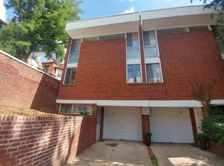 407 S 45th St, Philadelphia, PA 19104