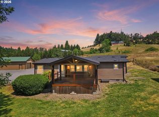 105 E 6th St, Lowell, OR 97452