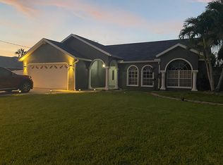 915 Hancock Bridge Pkwy, Cape Coral, FL 33990