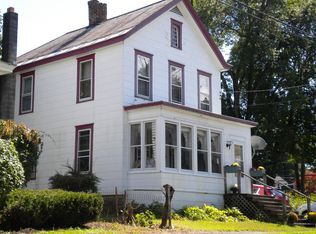 3 Lawrence Ave, Coxsackie, NY 12051