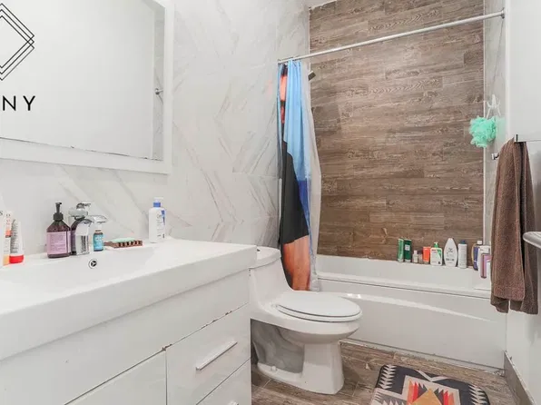 240 Madison Street #1L, photo 5