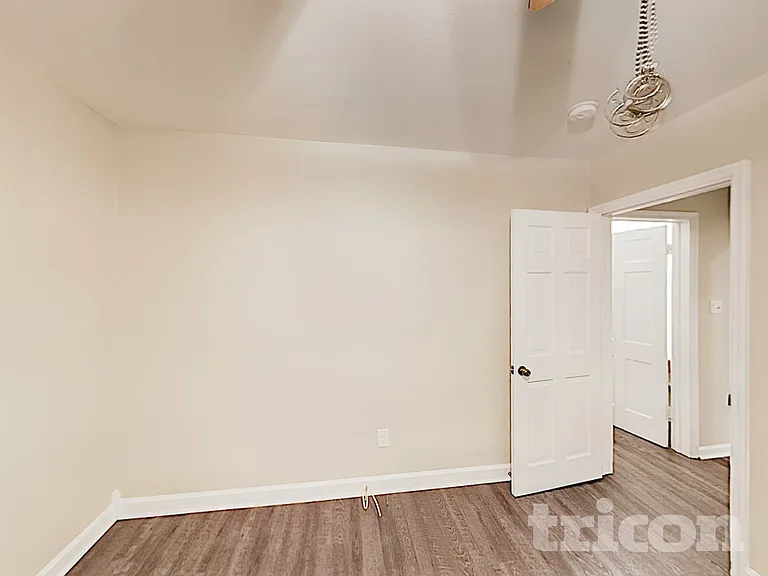 4011 W Nassau St — Photo 16