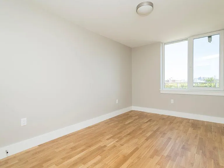 334 Harvard St #K2 — Photo 8