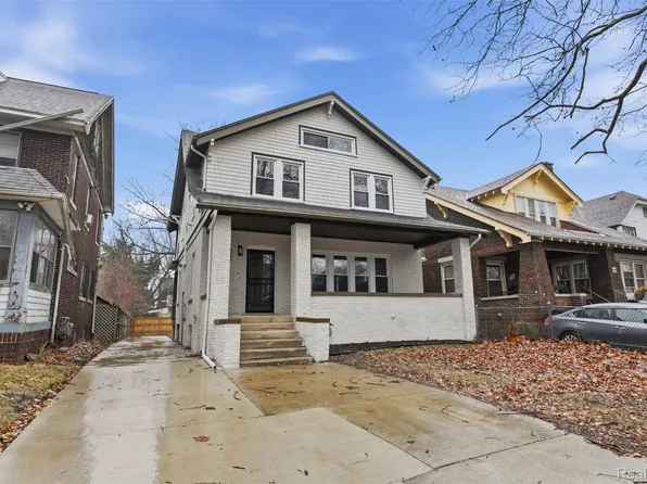 678 Lakewood St, Detroit, MI 48215