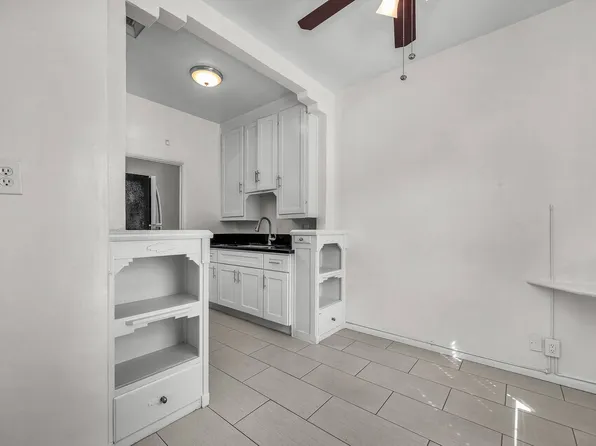 135 N La Peer Dr #7, Beverly Hills, CA 90211