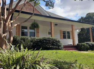 317 Garvin St, Pickens, SC 29671