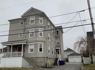 493 King Philip St, Fall River, MA 02724