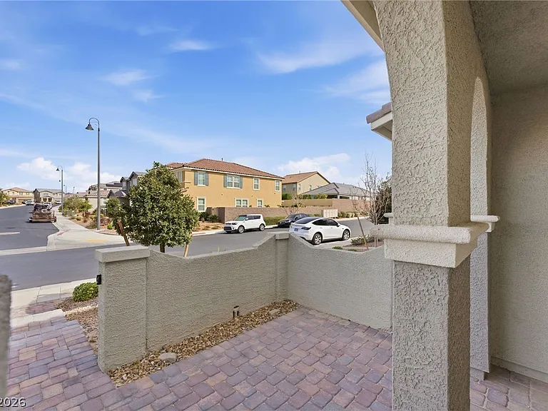 2599 Tolmezzo St — Photo 6
