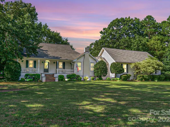 5402 Weddington Rd, Monroe, NC 28110