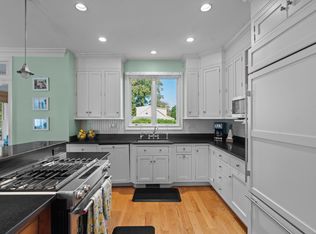 52 Kelsey Pl, Madison, CT 06443