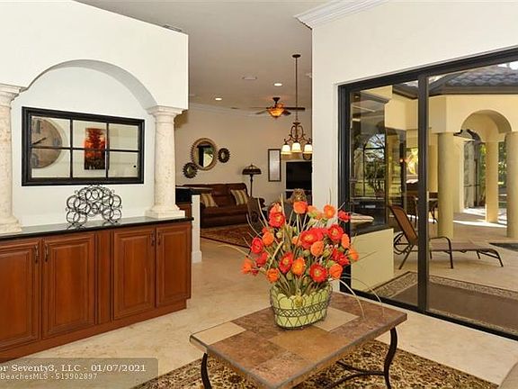 5th image of 840 Magellan Dr